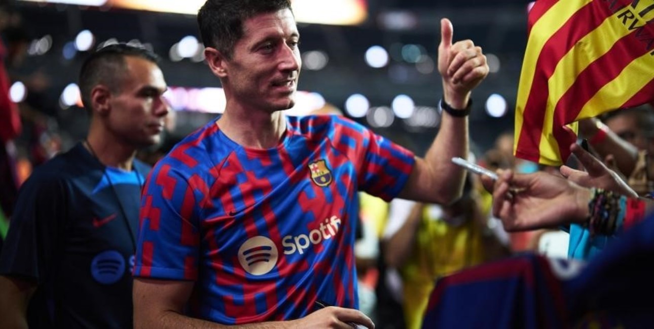 Nuevo delantero del Barca, Robert Lewandowski