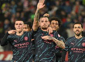 El Manchester City, sin Julián, ganó en Belgrado y terminó con puntaje ideal la fase de grupos
